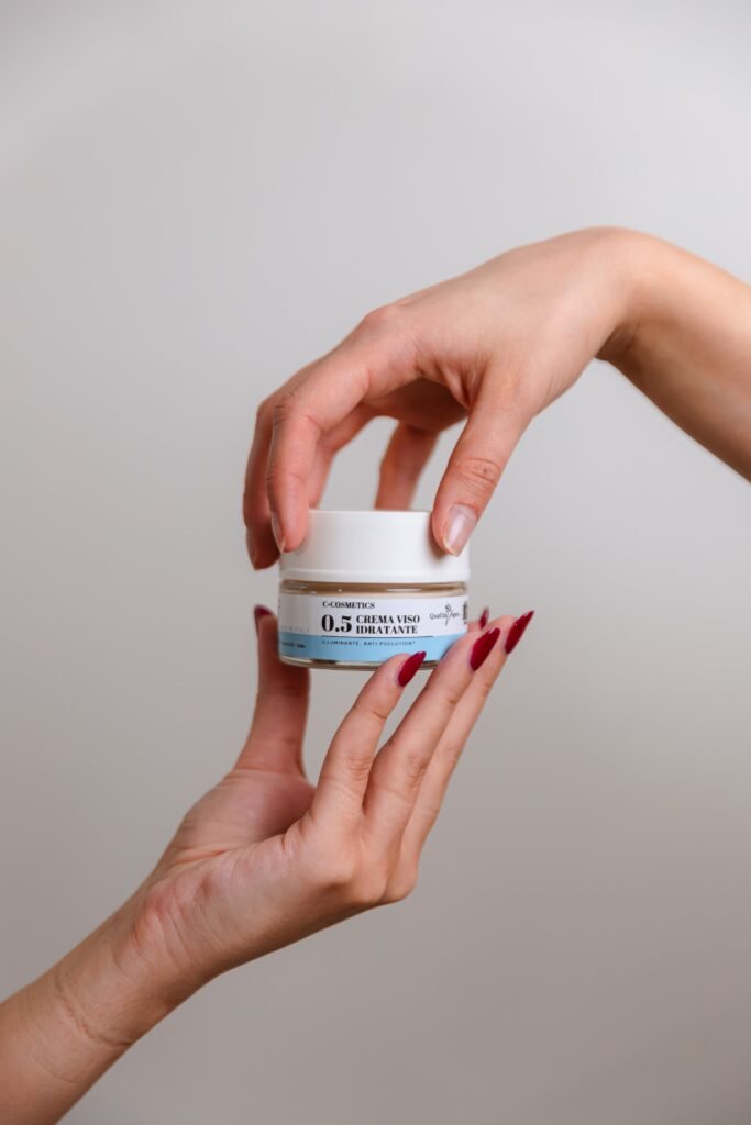 c cosmetics - crema viso idratante